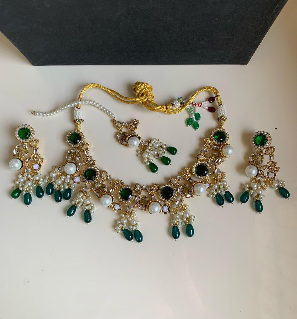 Handmade doubleted stone necklace with earrings & teeka set💖💞